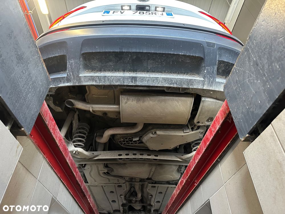 Skoda Karoq 1.6 TDI SCR Ambition - 26