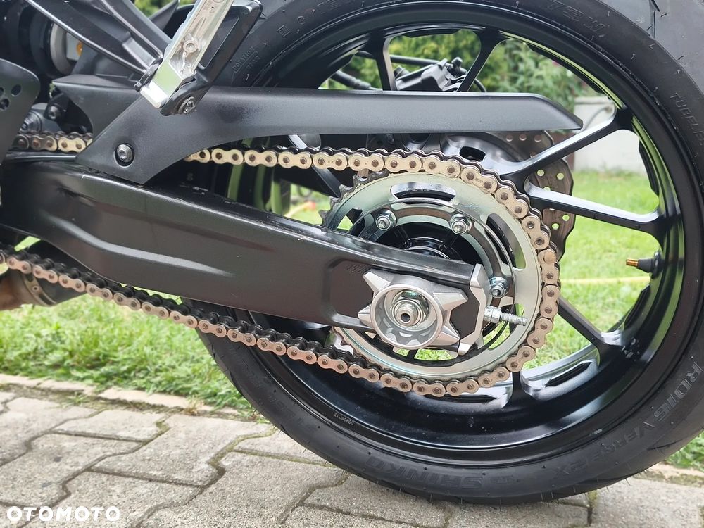 Yamaha MT - 21