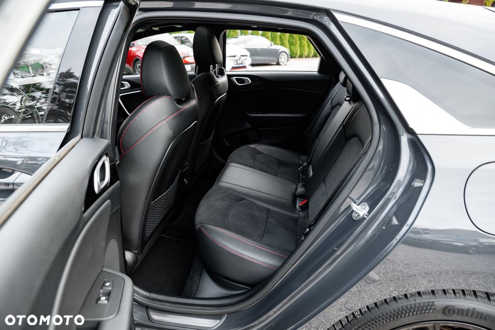 Kia ProCeed 1.6 T-GDI DCT7 OPF GT - 20