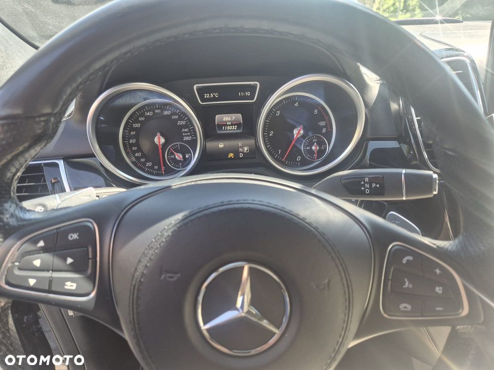 Mercedes-Benz GLS - 6