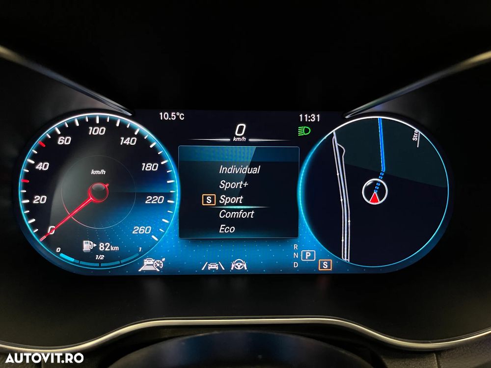 Mercedes-Benz C 300 d T 4Matic 9G-TRONIC AMG Line - 33