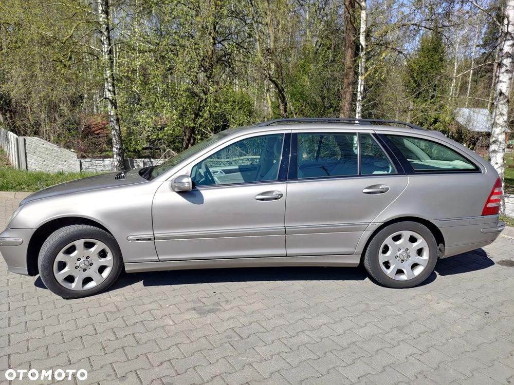 Mercedes-Benz Klasa C 220 CDI Elegance - 7