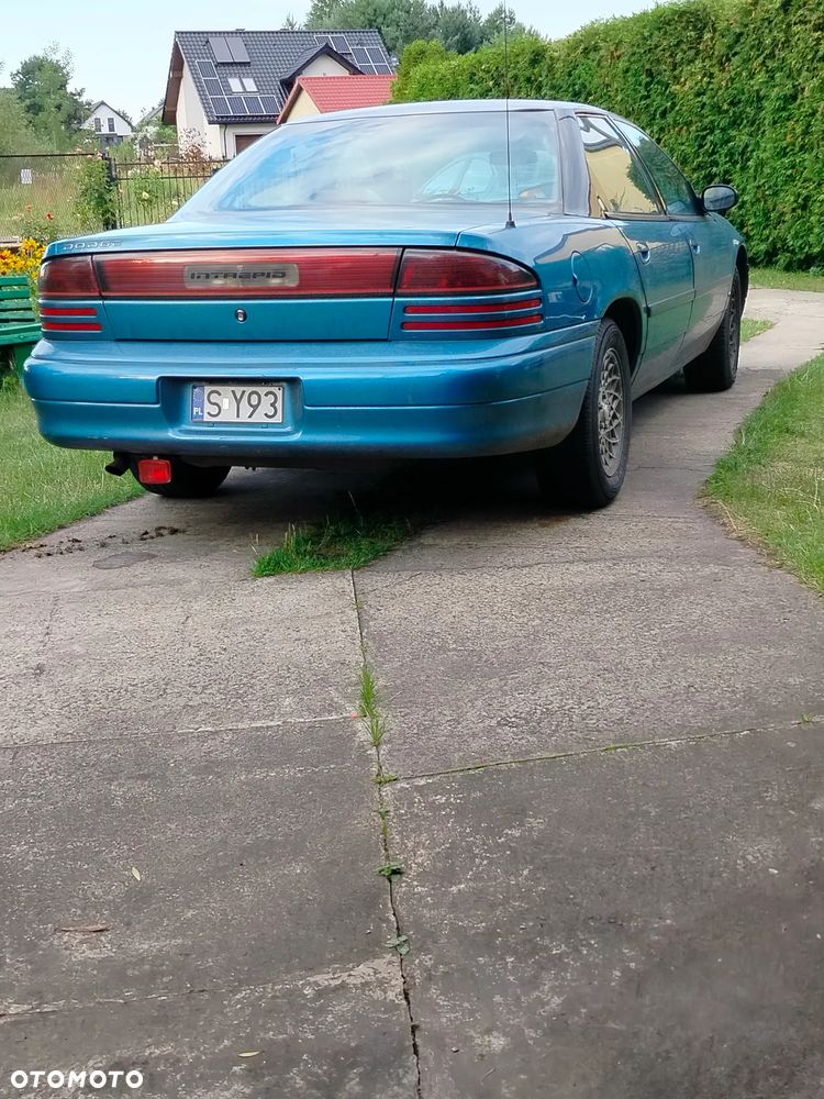 Dodge Intrepid - 5