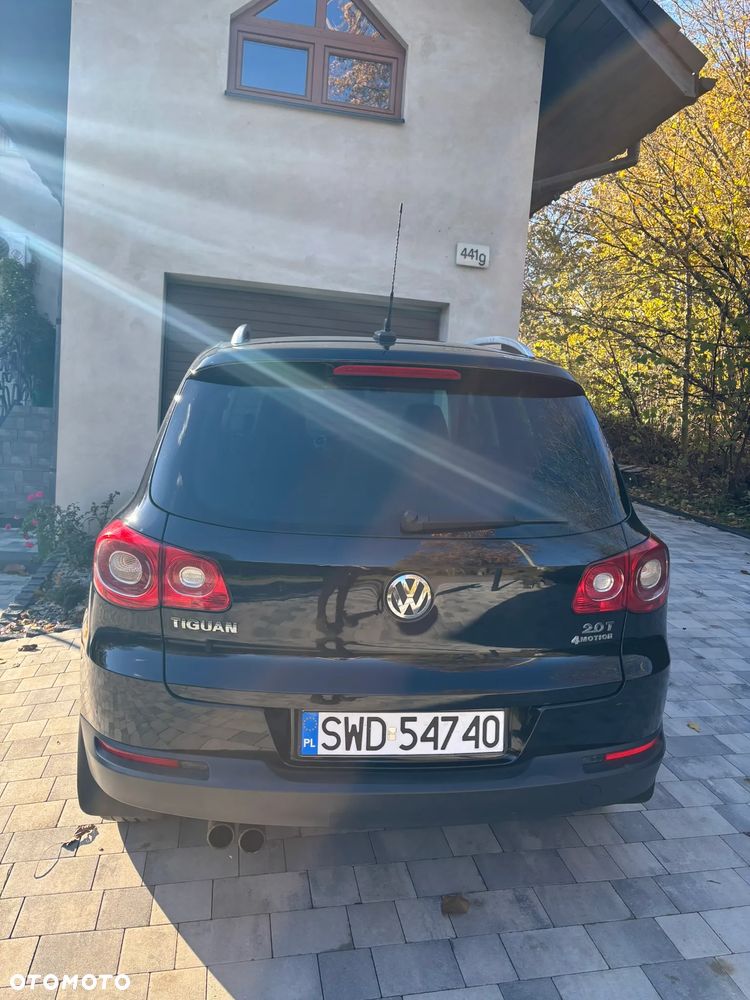Volkswagen Tiguan - 5