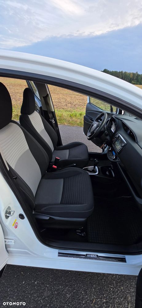 Toyota Yaris 1.5 VVT-i Team Deutschland - 33