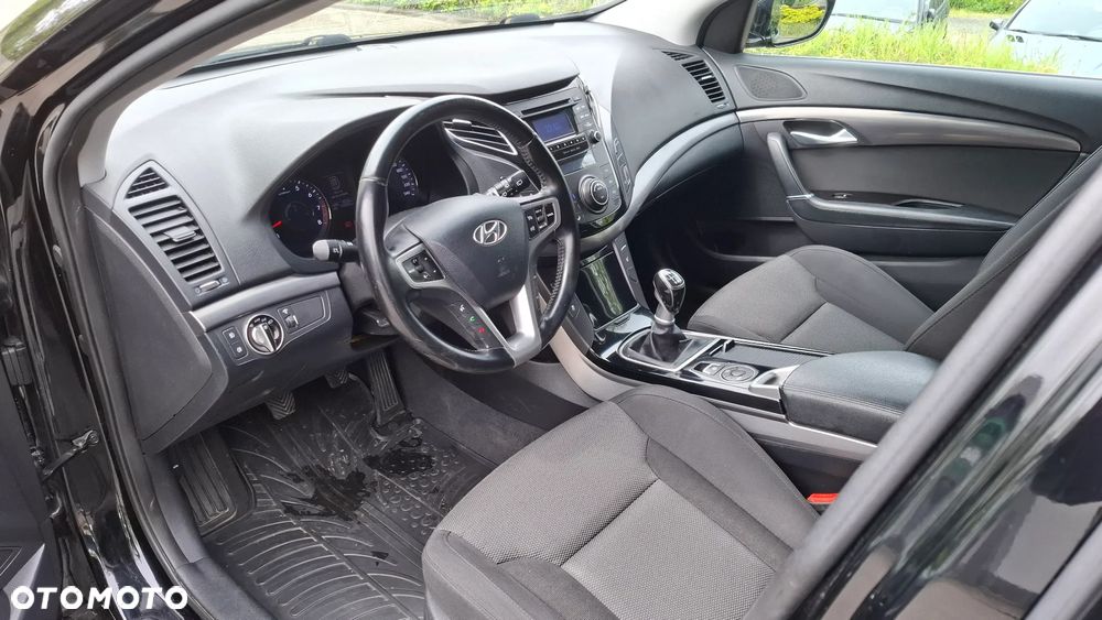 Hyundai i40 Kombi 1.6 Trend - 8