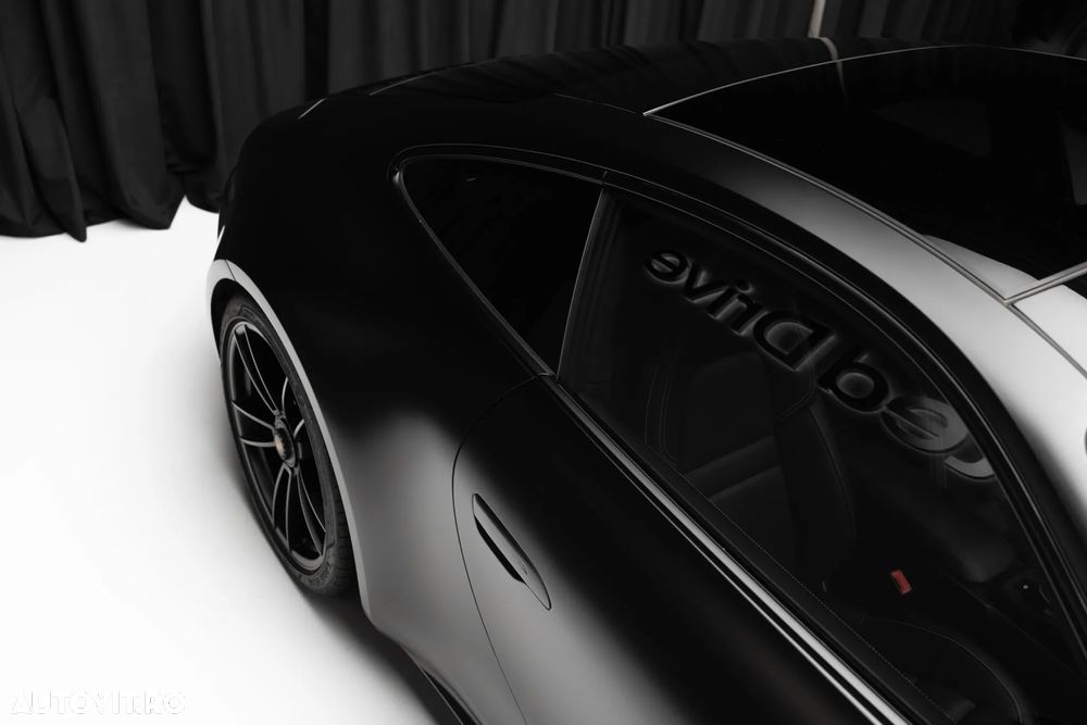 Porsche 911 4 GTS PDK - 36