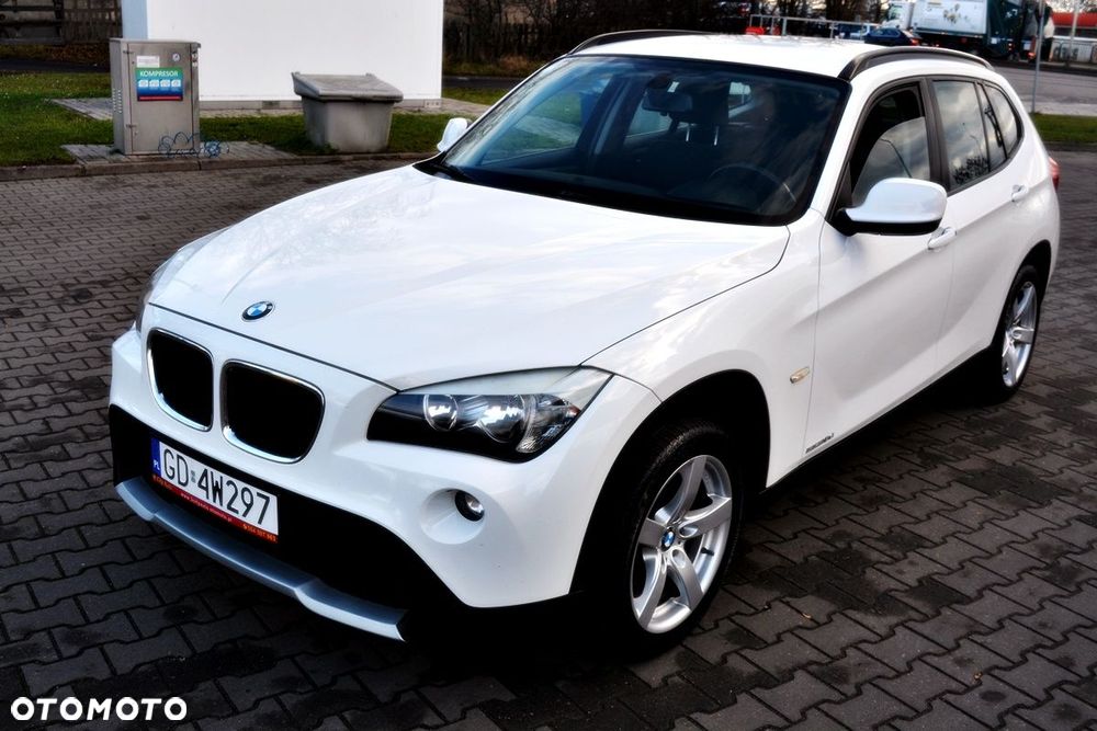 BMW X1 sDrive18d xLine - 1