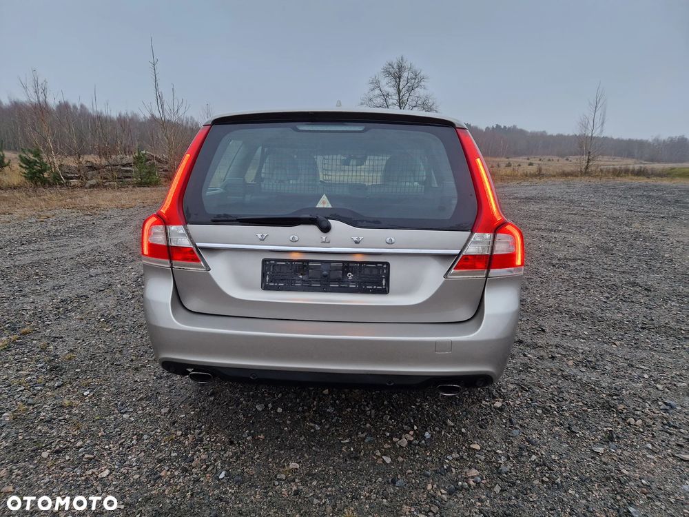 Volvo V70 D4 Momentum - 4