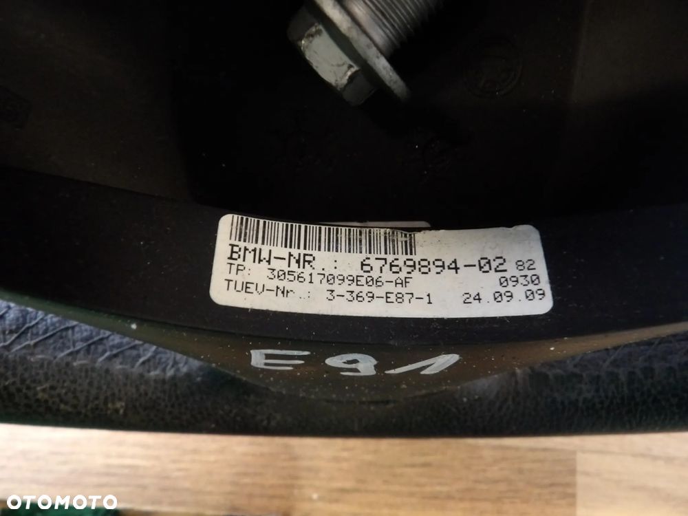 BMW - E84 , X1 - KIEROWNICA MULTIFUNKCJA - SKÓRA - 6769894 - 2