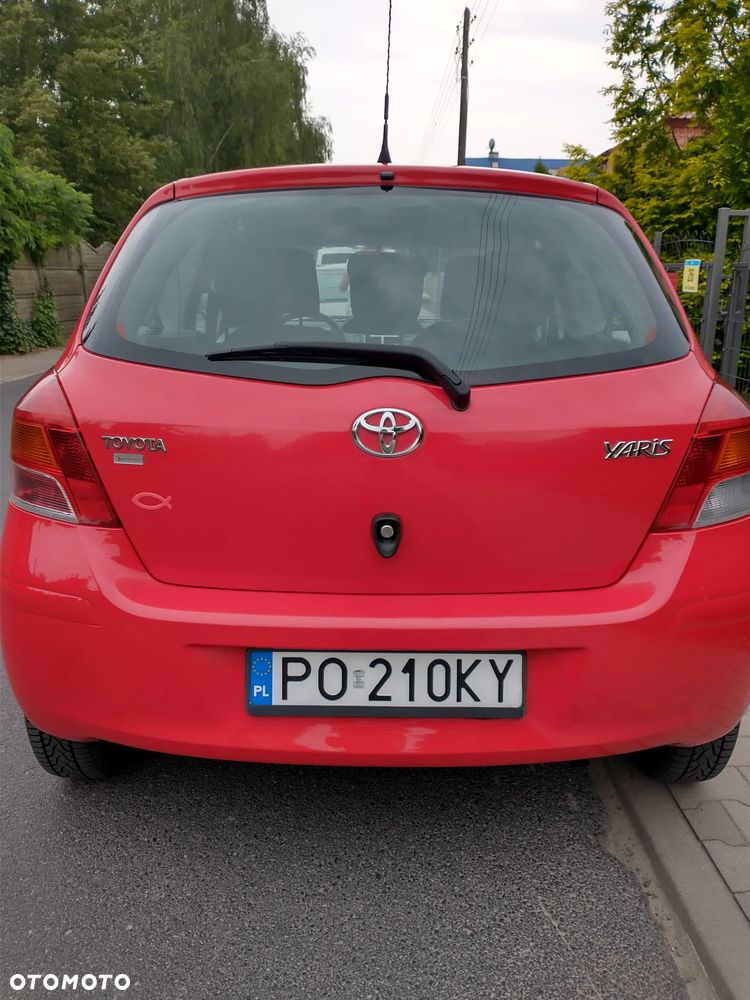 Toyota Yaris 1.0 Terra - 7