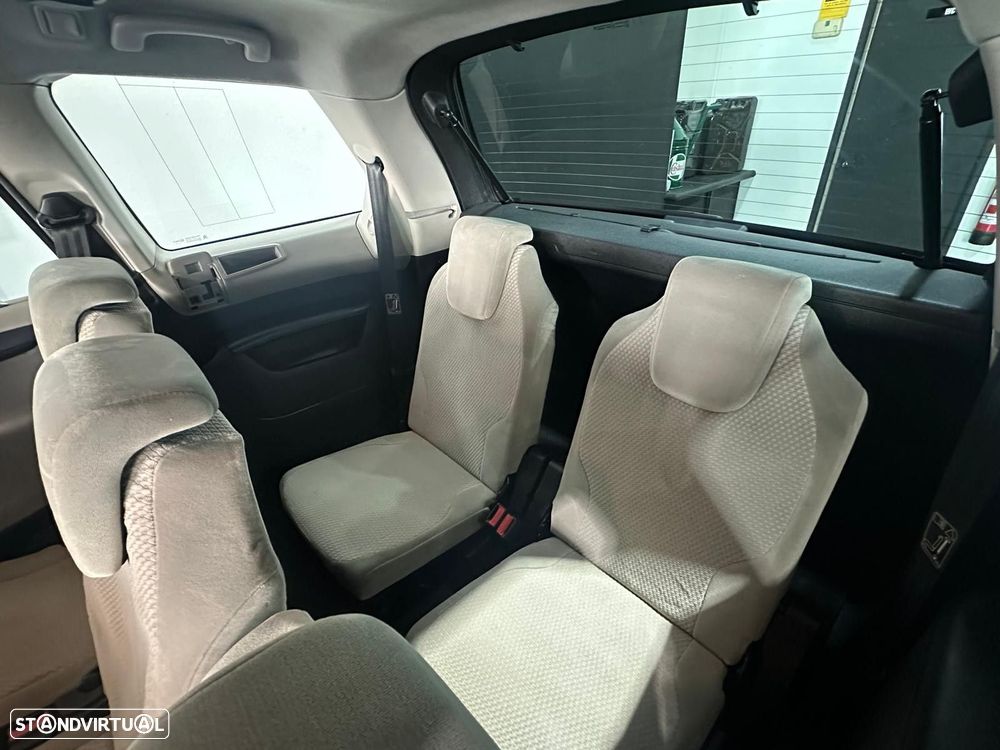 Citroën C4 Picasso - 6