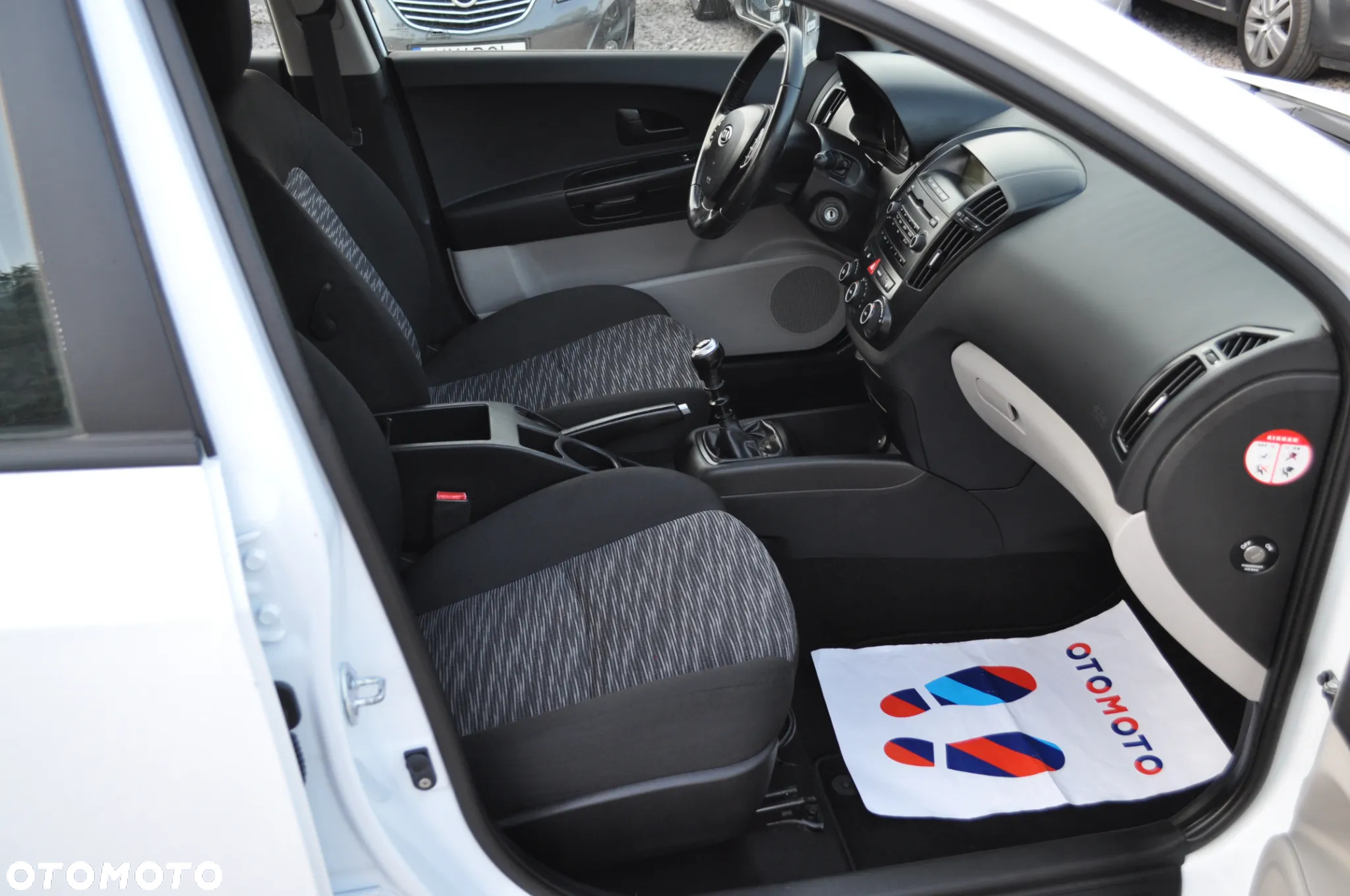 Kia Ceed 1.4 CVVT EX - 14