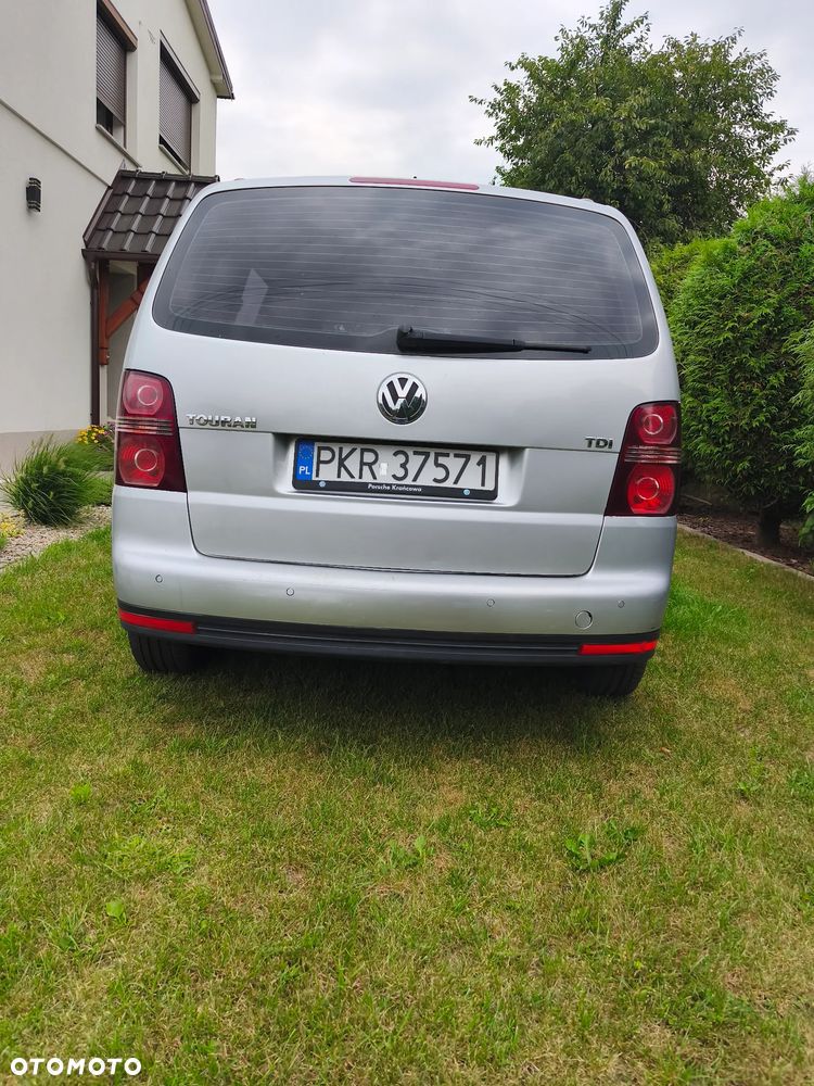 Volkswagen Touran 1.9 TDI Welcome - 4