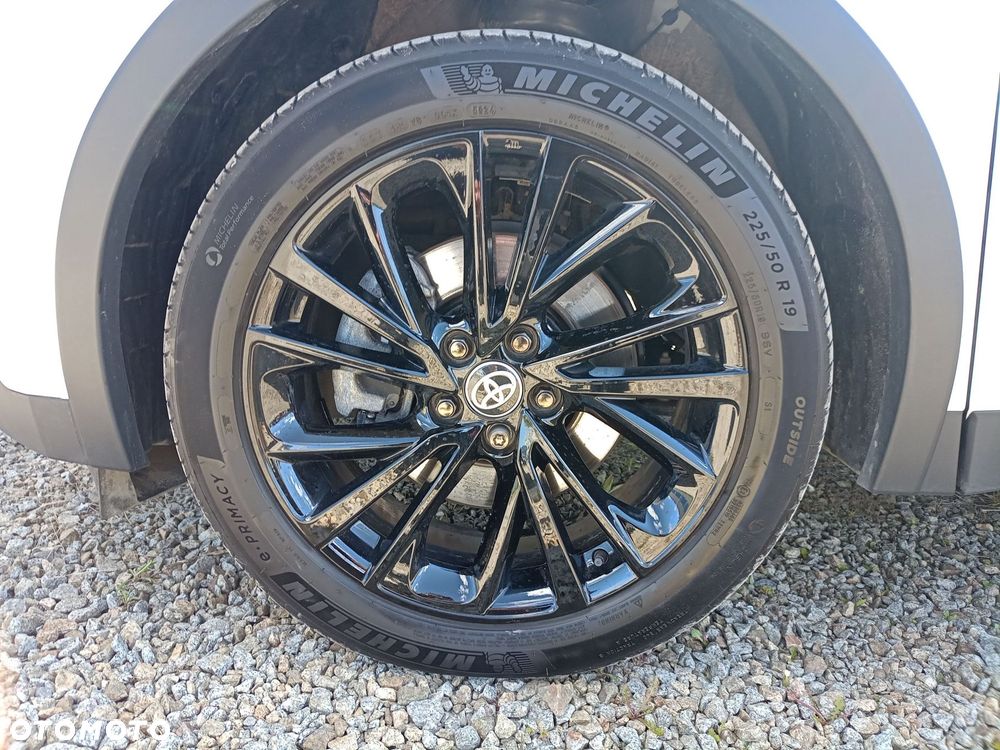 Toyota C-HR - 8