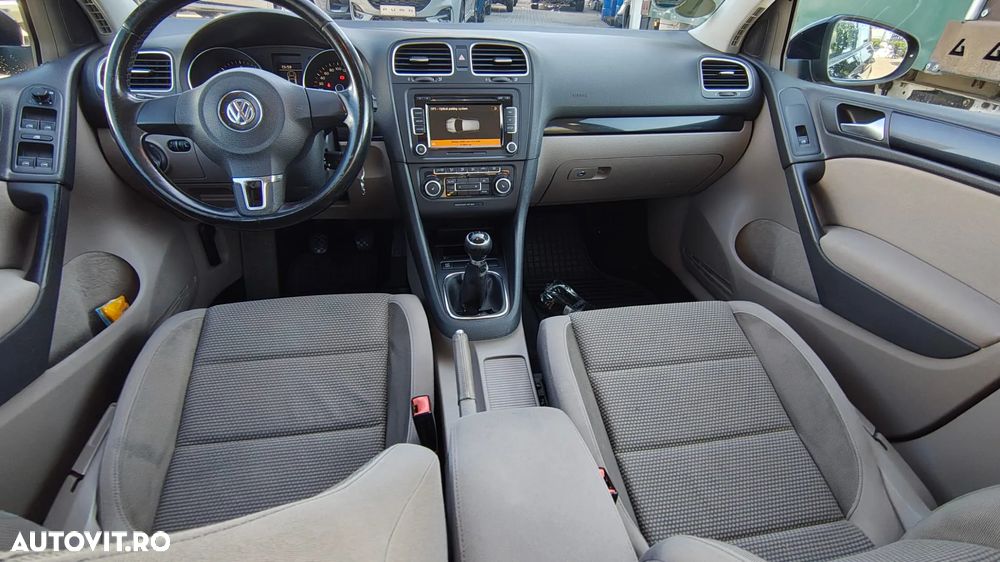 Volkswagen Golf 2.0 TDI Highline - 8