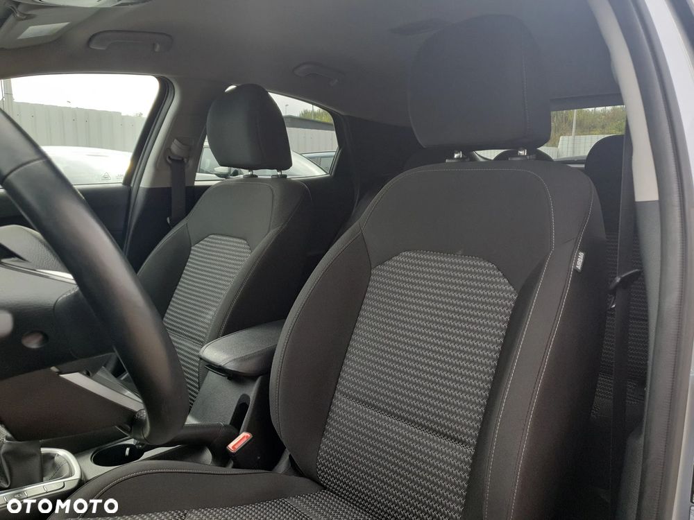 Kia XCeed 1.5 T-GDI M - 12