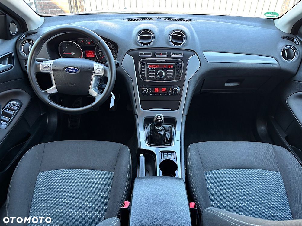 Ford Mondeo 2.0 TDCi Titanium - 18