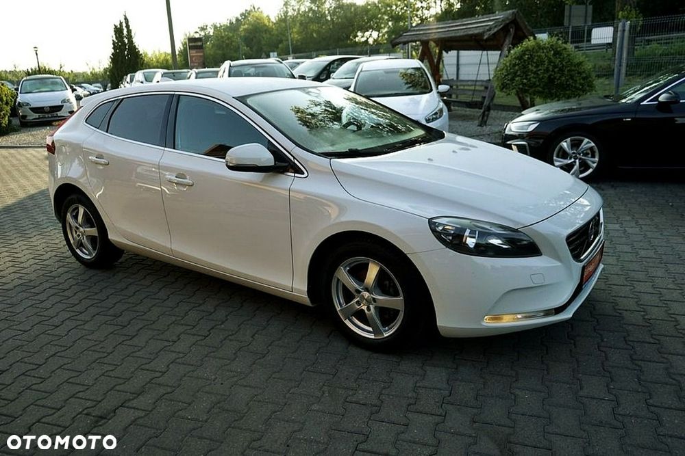 Volvo V40 D2 - 7