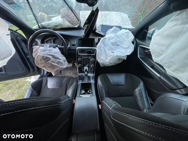 Volvo S60 D4 Drive-E R-Design Momentum - 11