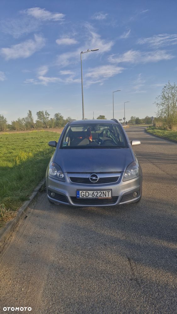 Opel Zafira 1.8 Family - 7