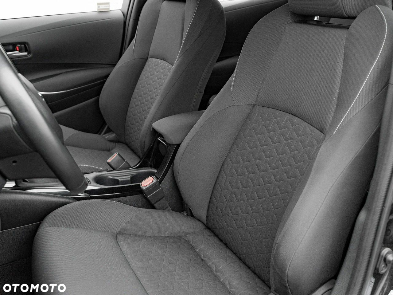 Toyota Corolla 1.8 Hybrid GPF Comfort - 15
