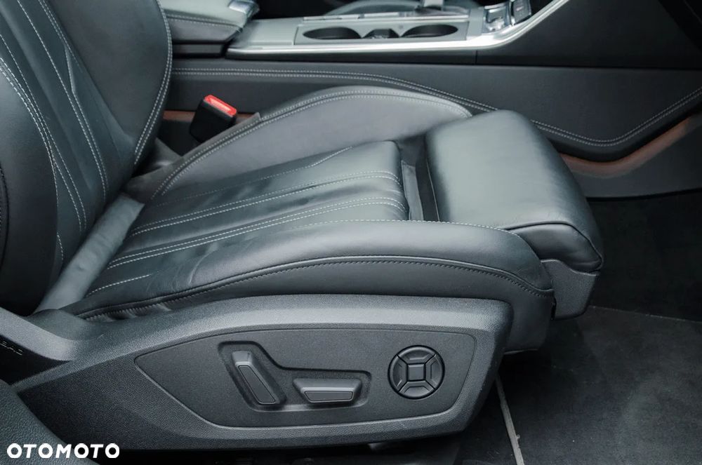 Audi A6 Allroad - 25