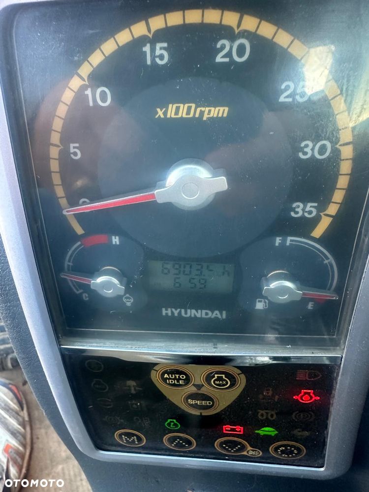 Hyundai Koparka Gąsienicowa HYUNDAI ROBEX 80 80CR-9 Waga 8.3 Tony - 18