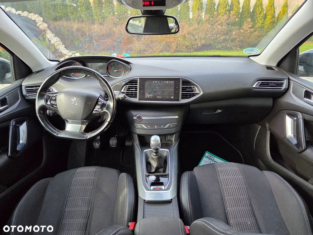 Peugeot 308 BlueHDi FAP 130 Stop & Start Allure Pack - 6