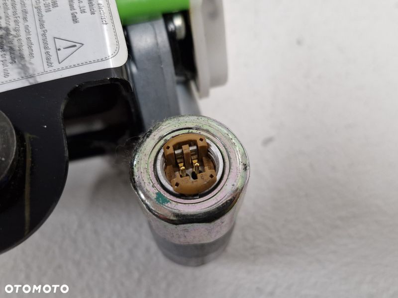 HYUNDAI IX20 PAS BEZPIECZEŃSTWA PRAWY PRZÓD 88880-1P100 - 5