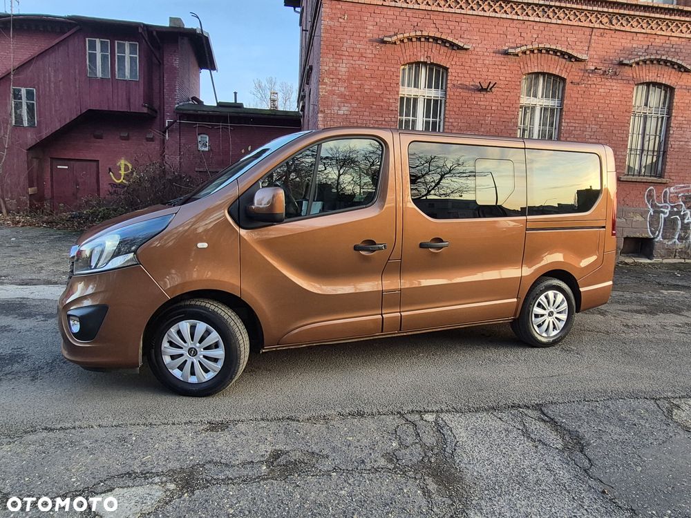 Opel Vivaro 2016 photo 3