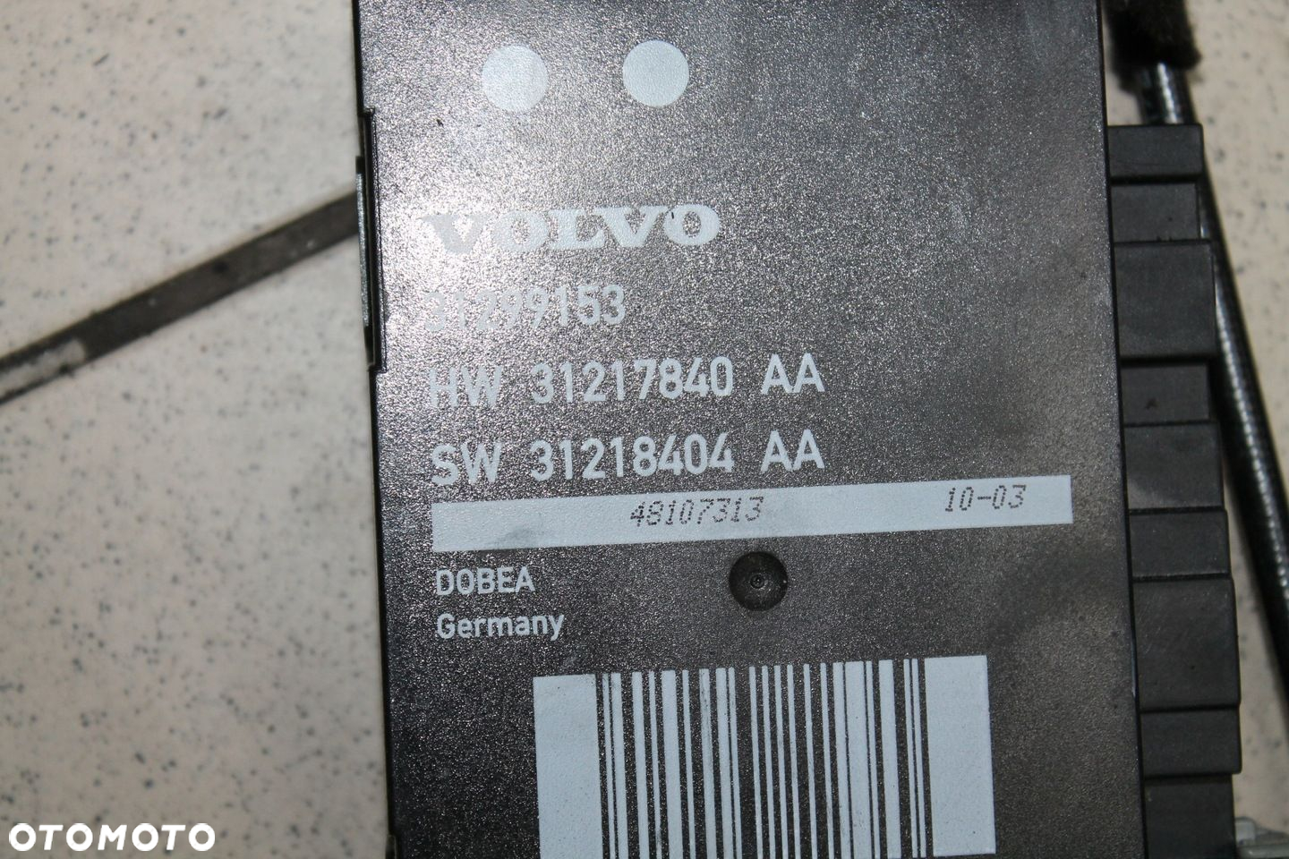 VOLVO V70 XC70 2008-11MECHANIZM PODNOSZENIA KLAPY - 3