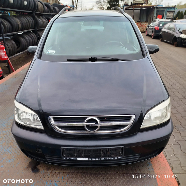 Opel Zafira A na części .