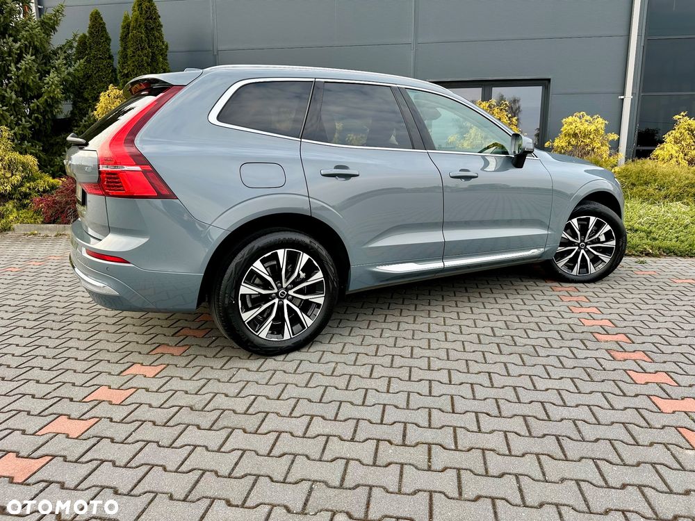 Volvo XC 60 B4 D Plus Bright - 12