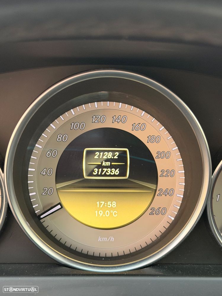 Mercedes-Benz C 220 Station CDI DPF BlueEFFICIENCY Elegance - 14
