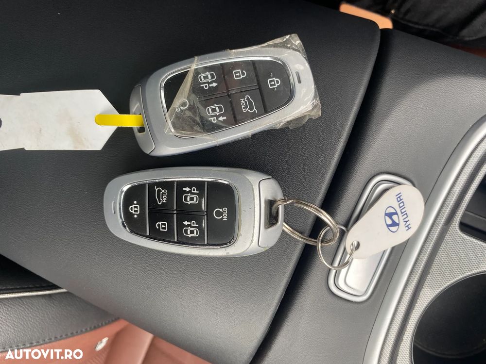 Hyundai Santa Fe Plug-in Hybrid 1.6 l 265 CP 4WD 6AT Luxury - 18