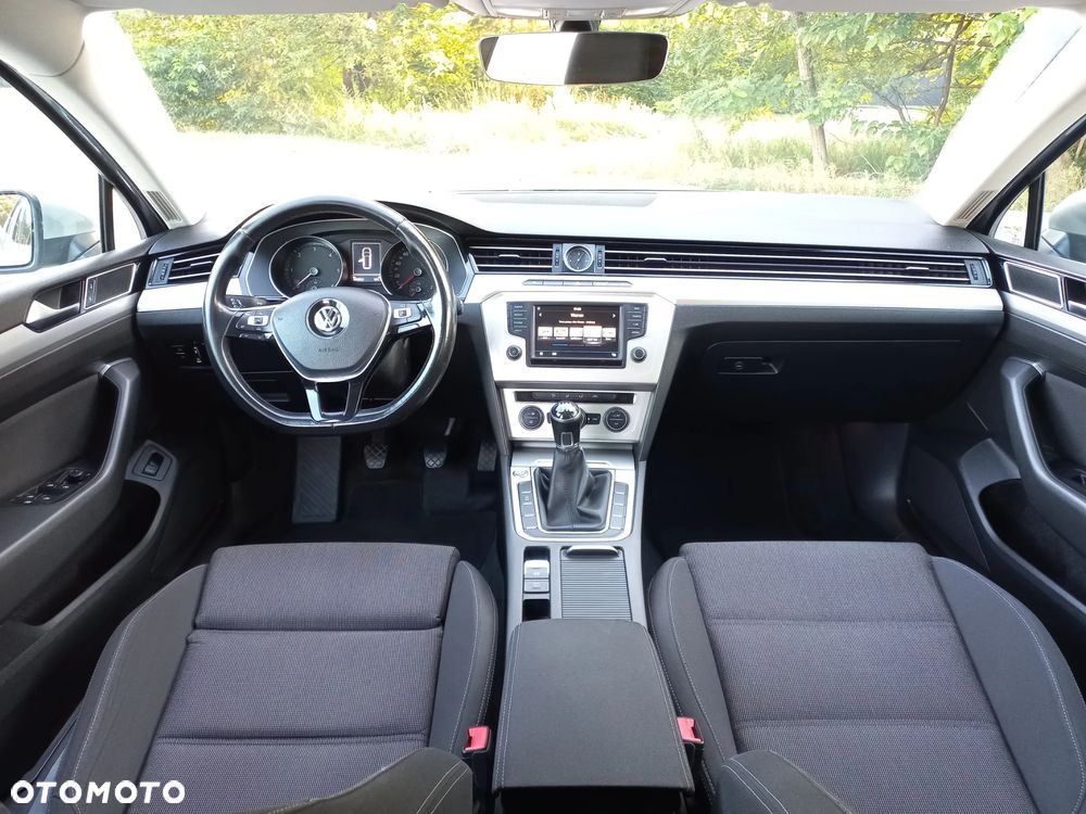 Volkswagen Passat Variant - 12