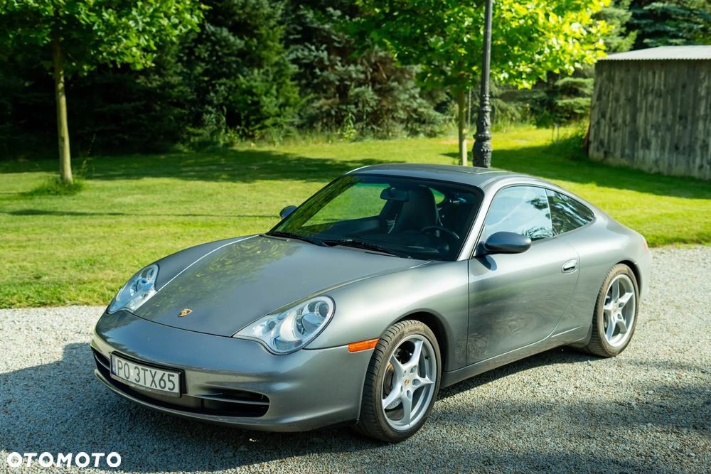 Porsche 911 Carrera - 3