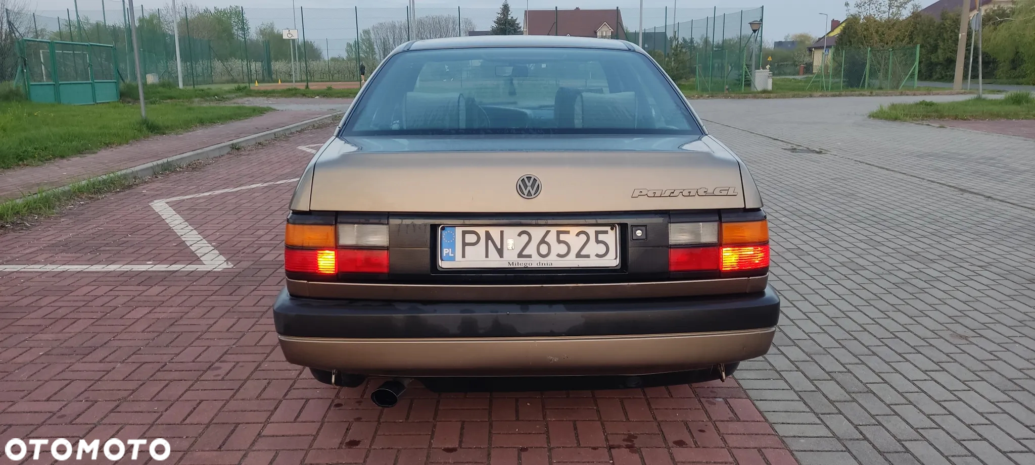 Volkswagen Passat 1.8 GL - 3