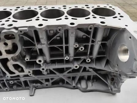BLOK SILNIKA OBROBIONY _ BMW 3,0D_N57D30A_NOMINAŁ SUPER STAN - 10