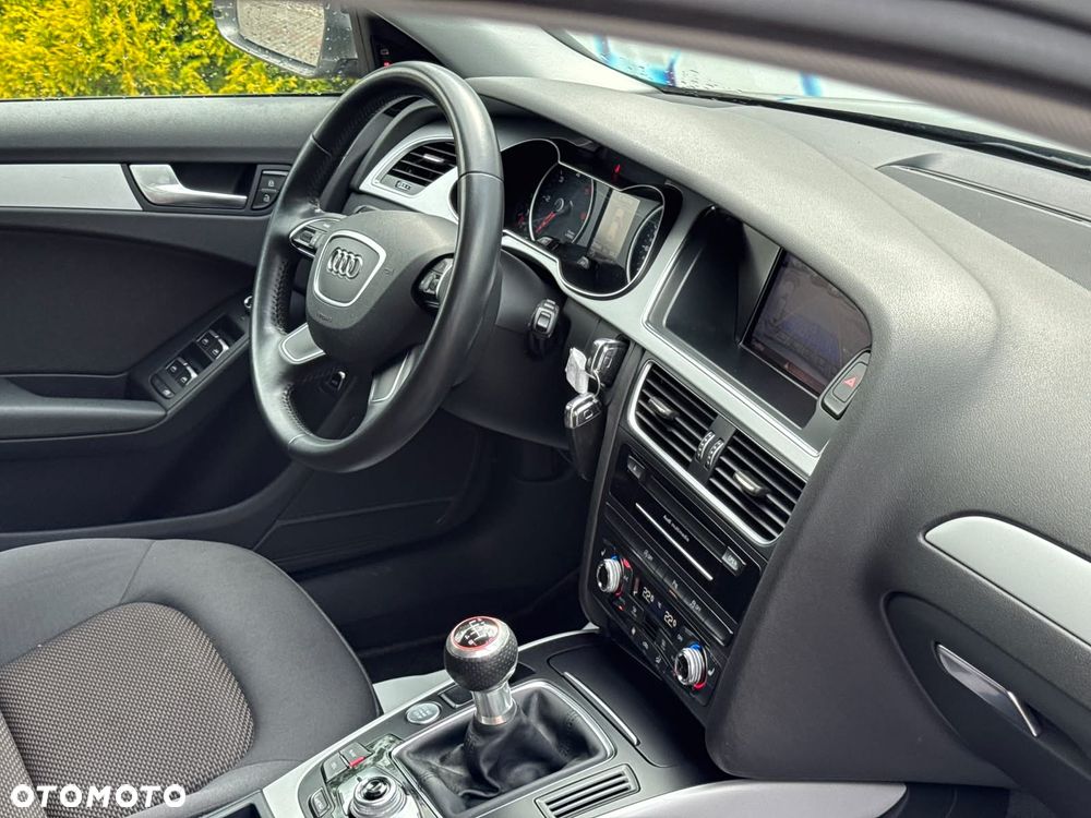 Audi A4 Allroad - 22