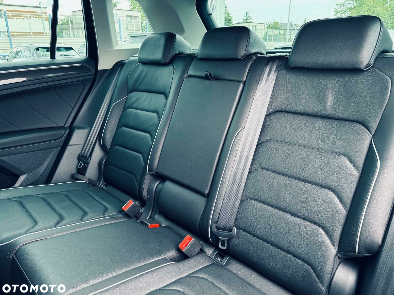 Volkswagen Tiguan 2.0 TDI SCR 4Mot Elegance DSG - 16