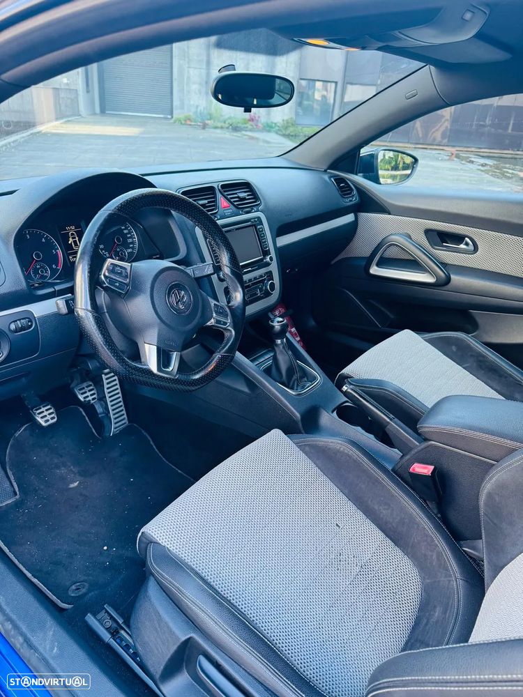 VW Scirocco 2.0 TDI Sport - 10