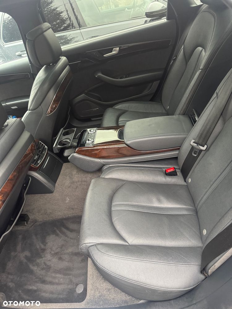Audi A8 L 55 TFSI quattro tiptronic - 13
