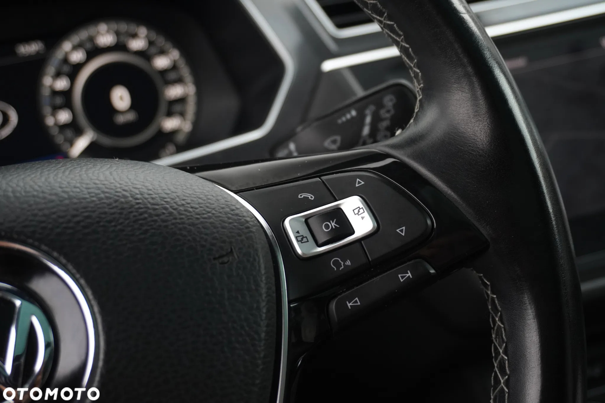 Volkswagen Tiguan Allspace 2.0 TSI 4Mot Highline DSG - 25