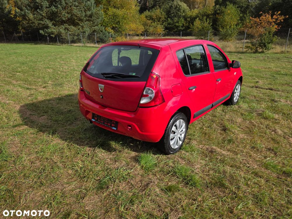 Dacia Sandero 1.2 16V Laureate II - 8