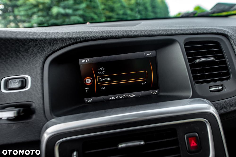 Volvo V60 D3 Geartronic RDesign - 31