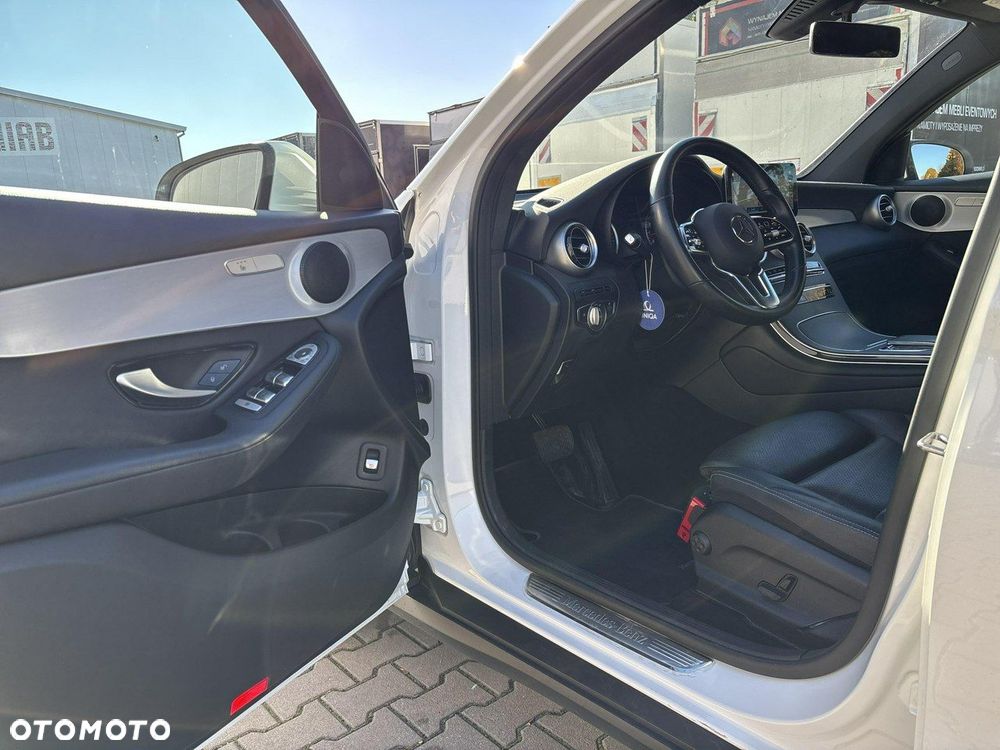 Mercedes-Benz GLC - 10