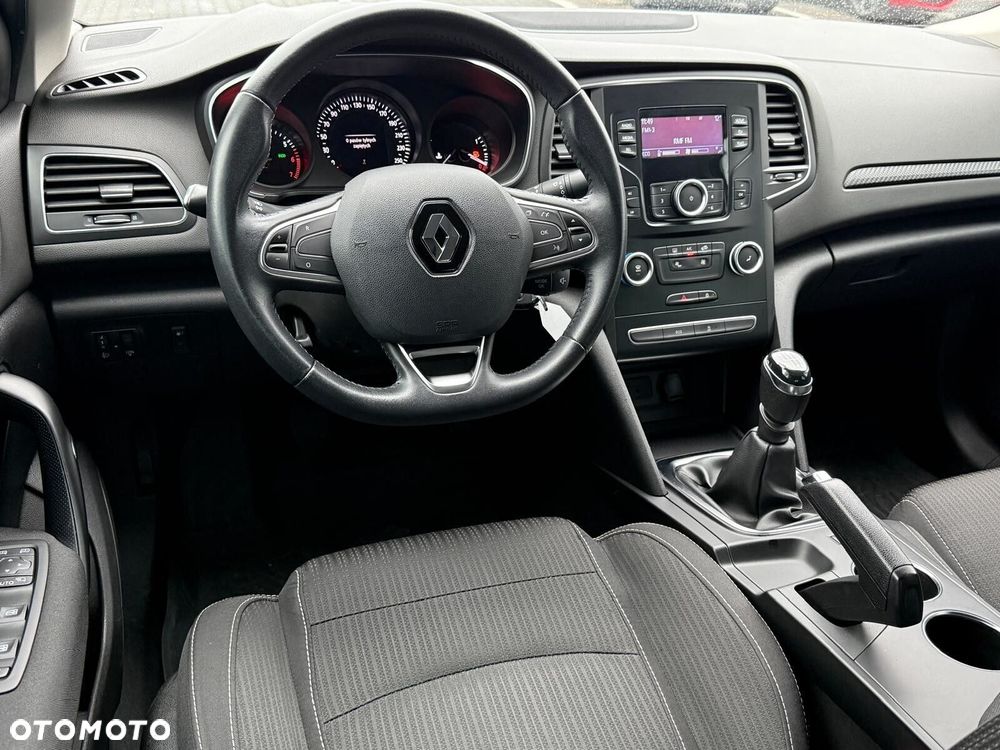 Renault Megane 1.3 TCe FAP Limited - 10