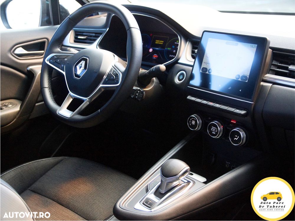 Renault Captur PHEV 160 Techno - 31